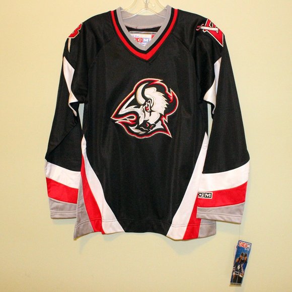 CCM Tops - NWT❤️rare vintage 2003 Buffalo Sabres CCM NHL women's black jersey Made in Korea